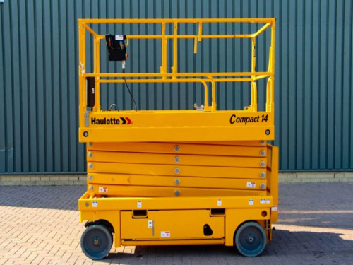 Аренда ножничного подъемника Haulotte Compact 14